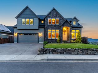 3688 Snowberry Rd, Eugene, OR 97403