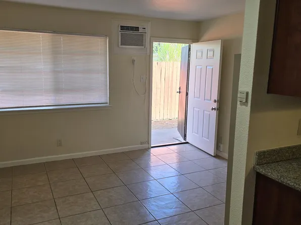 617 Maple St APT 2, West Sacramento, CA 95691