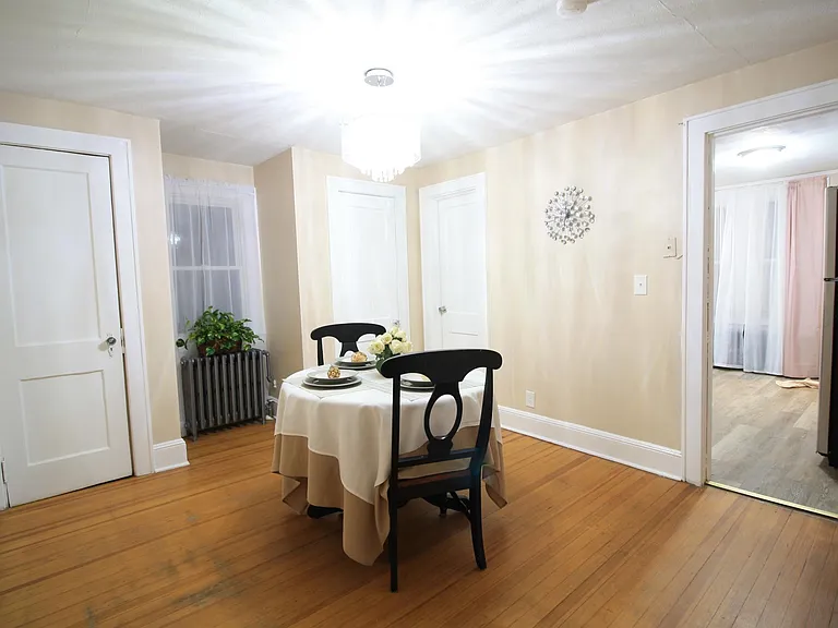 36 Liberty St #2W — Photo 4