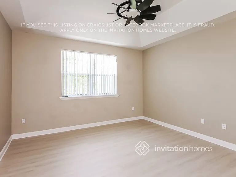 11043 NW 48th Ln — Photo 11