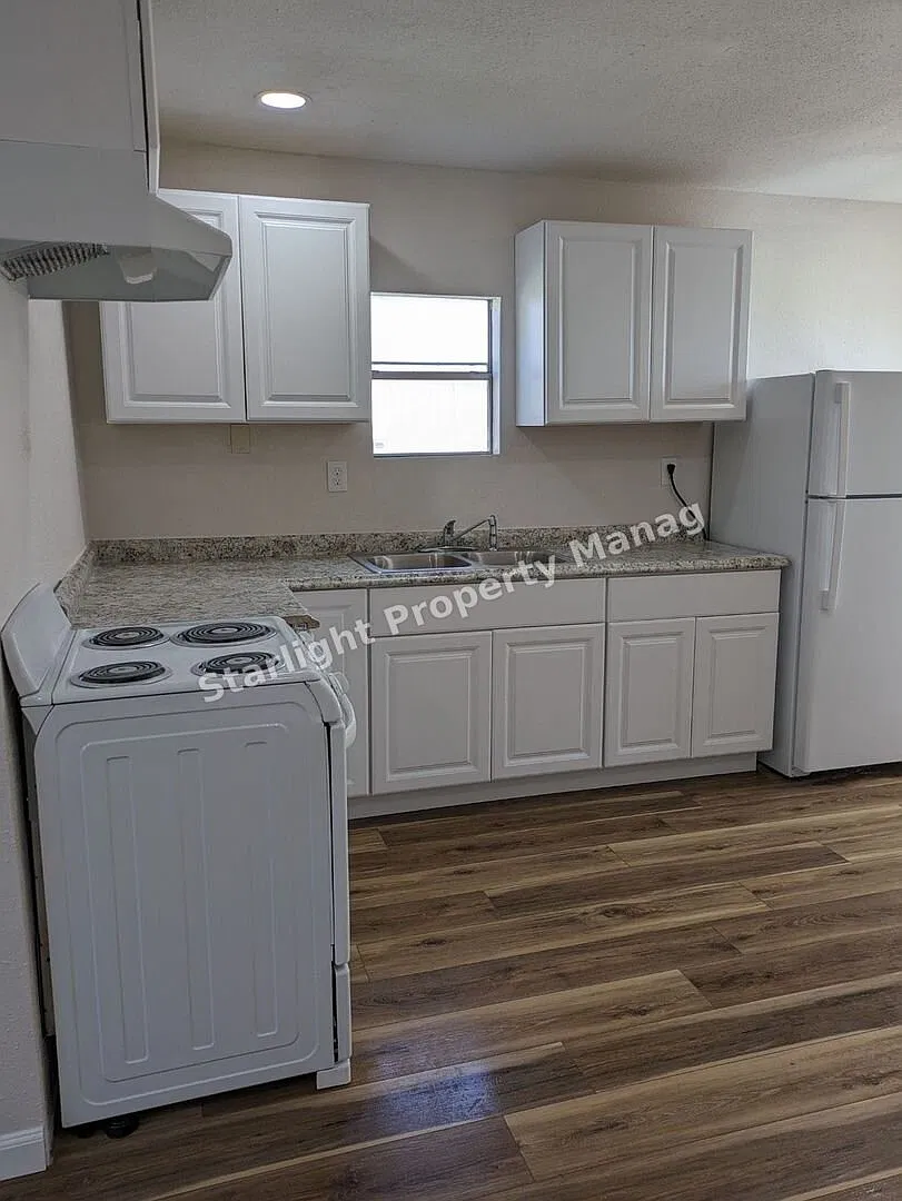 Free Application Fees! — Photo 2