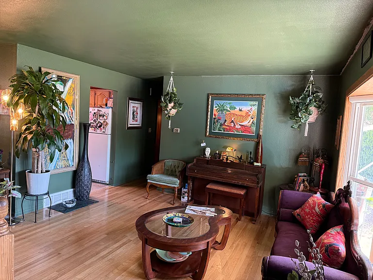 922 Paloverde Dr — Photo 1