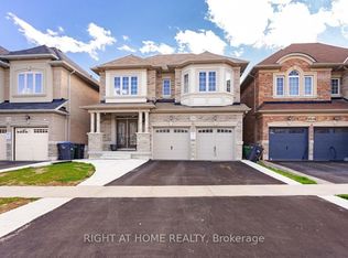 16 Action Dr, Brampton, ON L7A 4X8