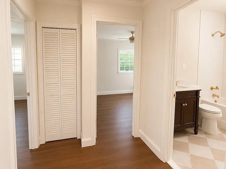 1325 N Lake Otis Dr — Photo 3