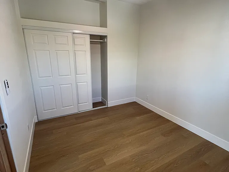 Bedroom with fan