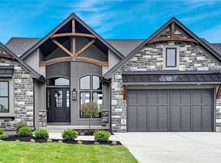 8982 Ginger St, Lenexa, KS 66227