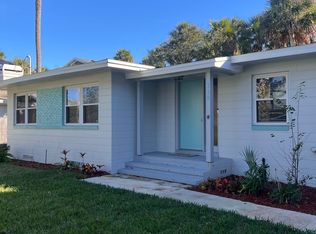 330 11th St, Atlantic Beach, FL 32233