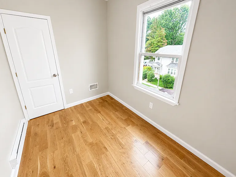 536 Norwood St #3 — Photo 8