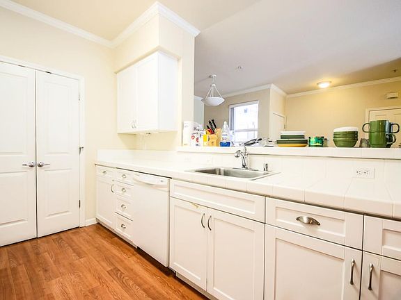 4th image of 1982 W Bayshore Rd APT 120