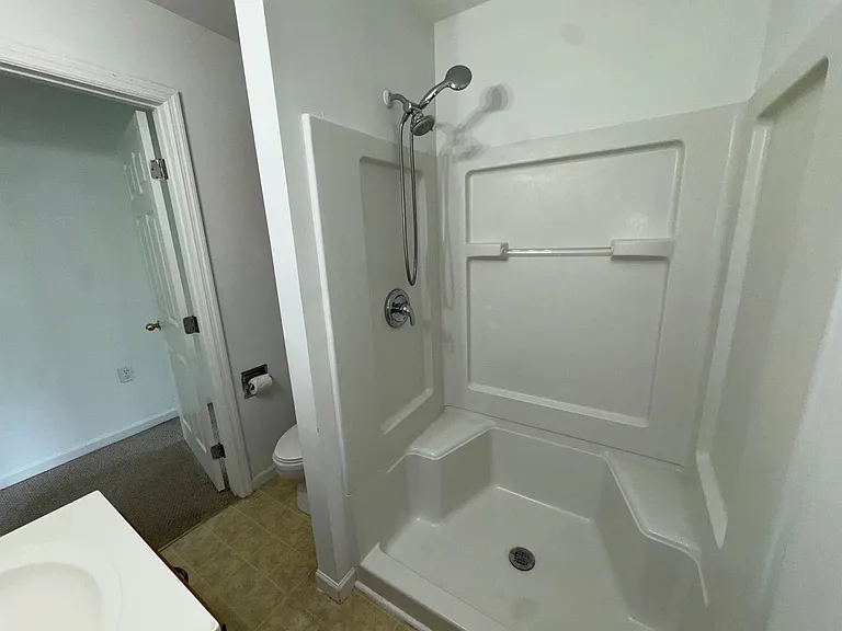 421 5th Ave SW — Photo 12