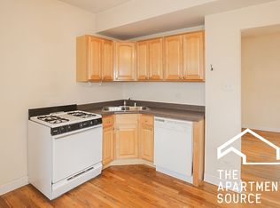 3529 N Broadway St APT 3W, Chicago, IL 60657