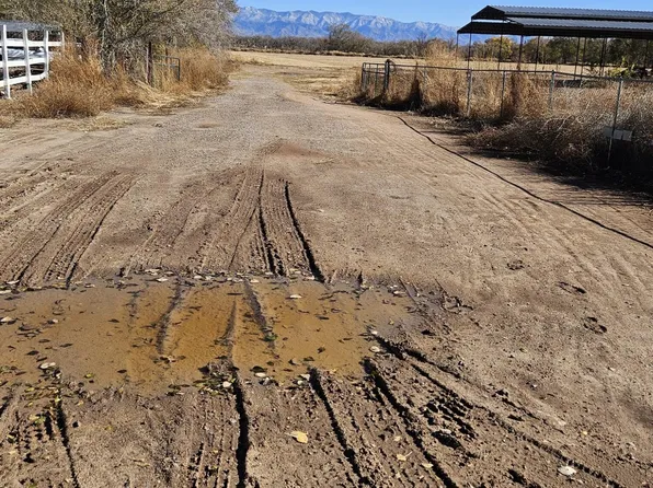732 N Gabaldon Rd, Belen, NM 87002