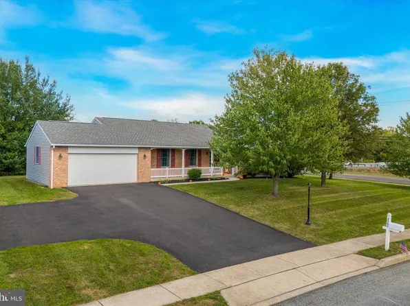 2383 Heather Ln, Gilbertsville, PA 19525