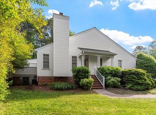 101 Pickett Ln, Cary, NC 27511