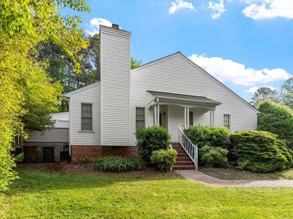 101 Pickett Ln, Cary, NC 27511