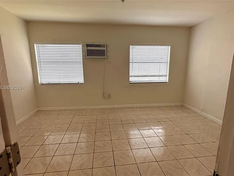 6345 N Miami Ave #1 — Photo 9