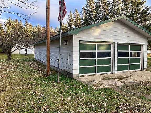 Garage outside
