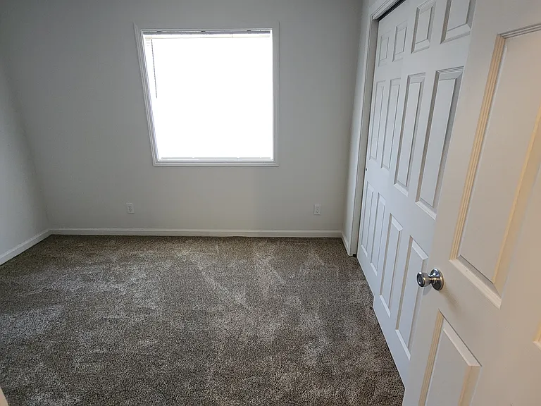 615 S Lucas Ave #1 — Photo 7