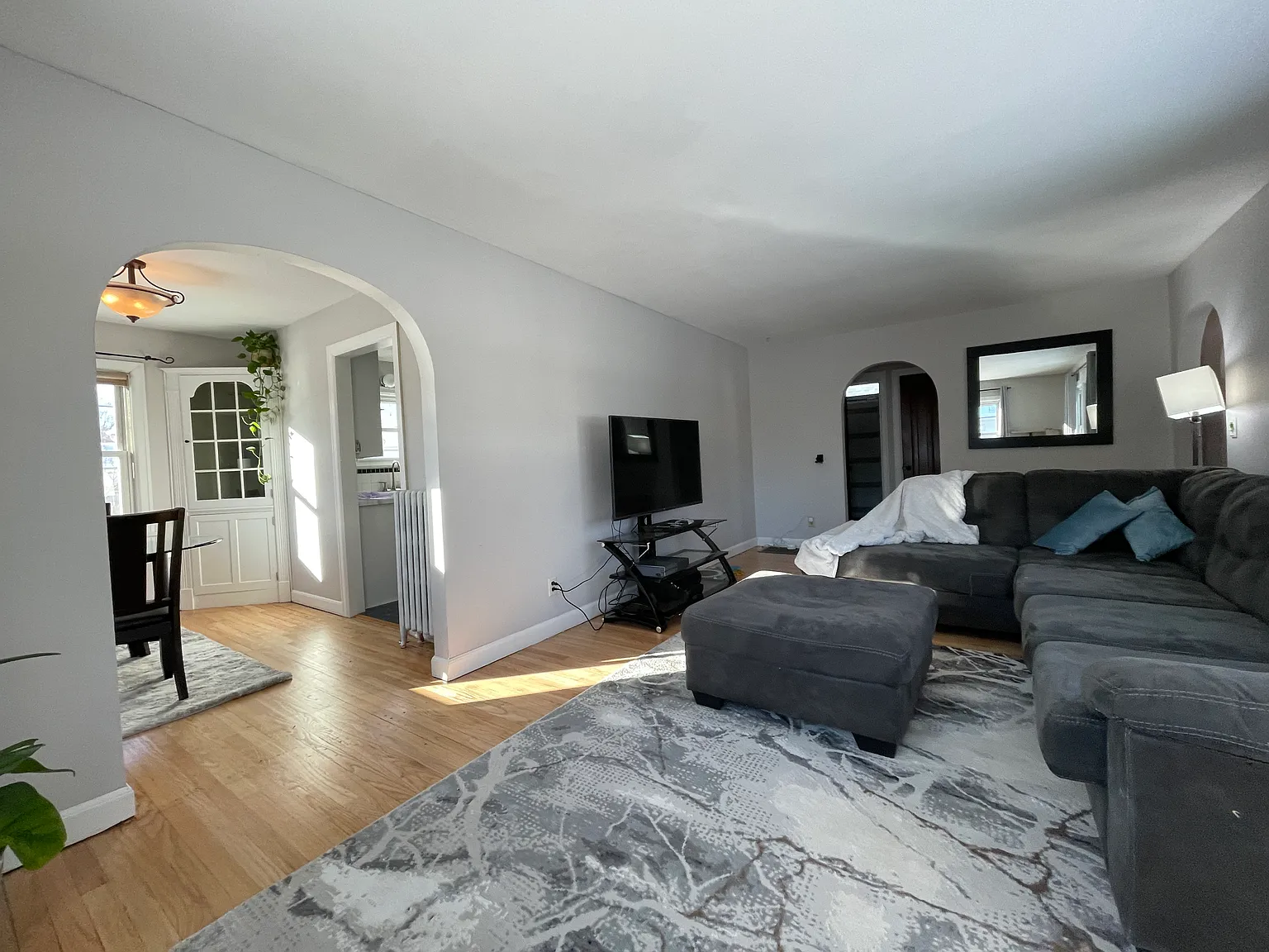 2 bed, 1428 sqft, $1,800 — Photo 3