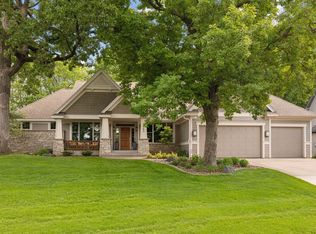 8365 Marsh Creek Rd, Woodbury, MN 55125
