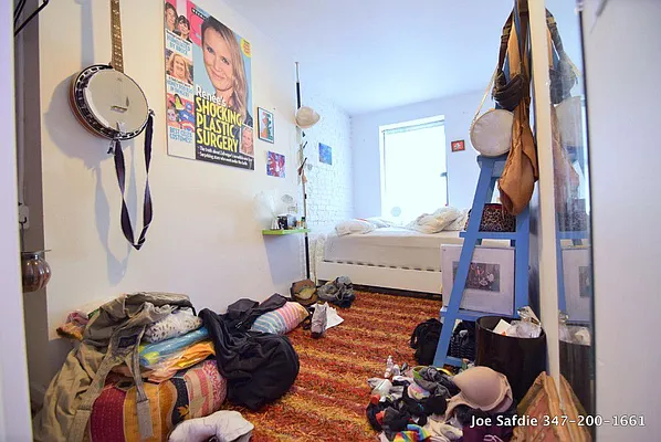 Rented by Safdie Realty Group | media 26