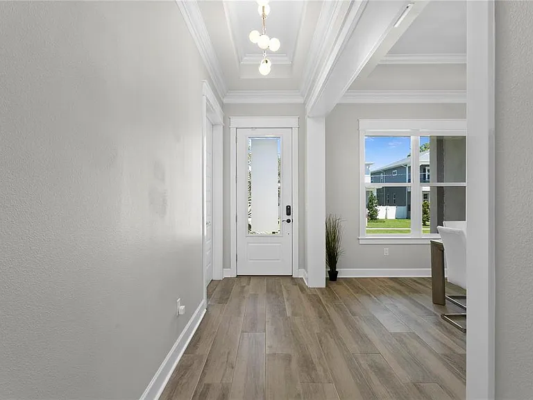 209 S Shore Crest Dr — Photo 14