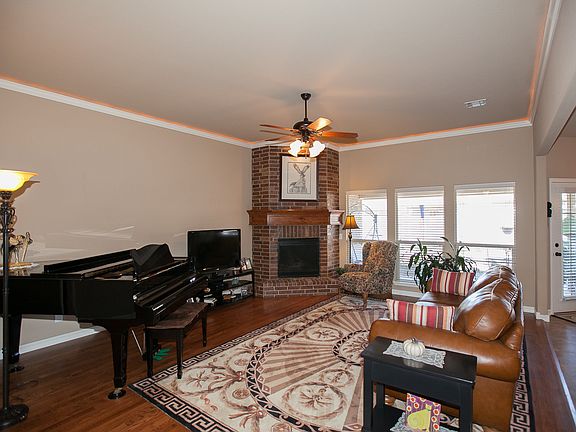 Lots of natural light