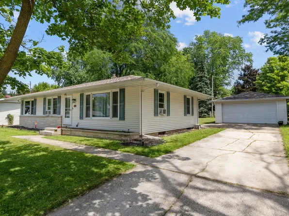 410 Memorial Dr, Chilton, WI 53014