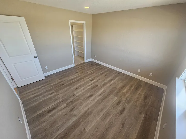 300 Trinidad St — Photo 27