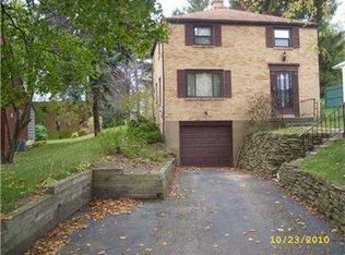 1111 Lindbergh Ave, Pittsburgh, PA 15223