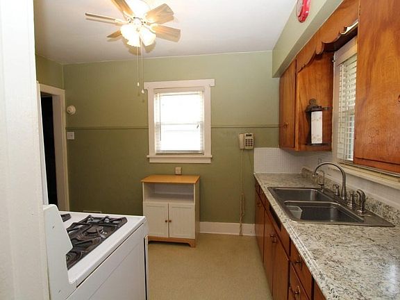 5th image of 602 W Marion St