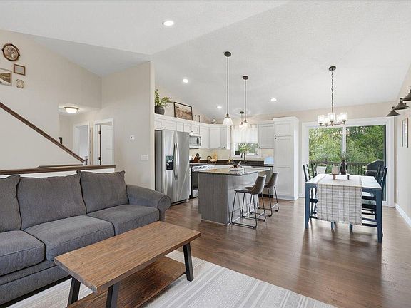 5th image of 1121 Eulaine Cir