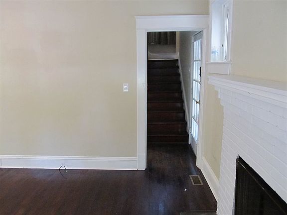 5th image of 3912 High St