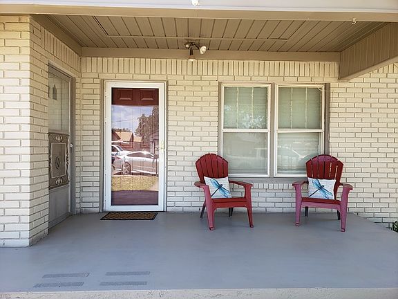 2nd image of 2605 Avenue V