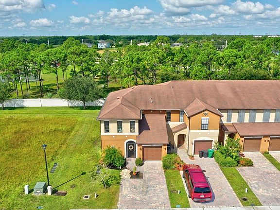3rd image of 5080 NW Coventry Cir