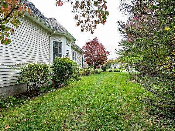 5th image of 722 Bel Arbor Trl