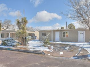 236 Rhode Island St NE, Albuquerque, NM 87108
