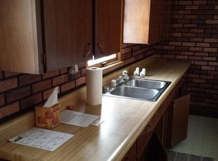 920 3rd St, Colona, IL 61241