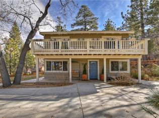 885 Villa Grove Ave, Big Bear City, CA 92314