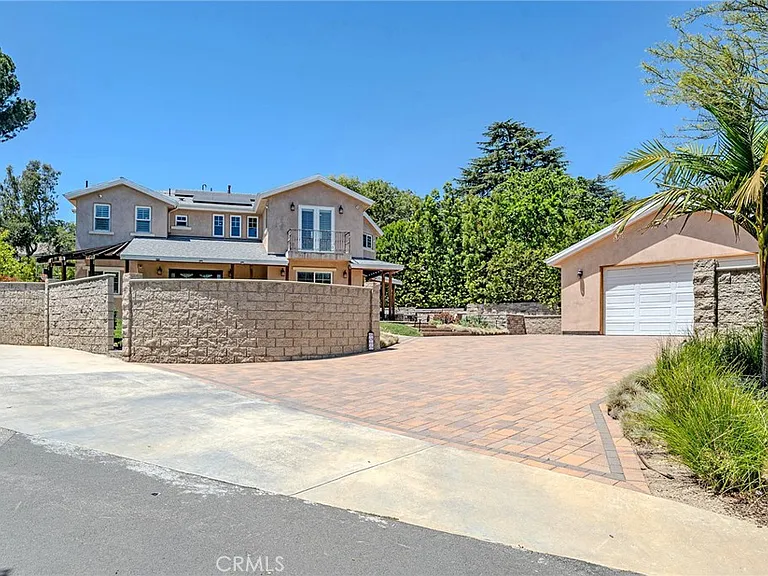 1217 Olive La Canada — Photo 53