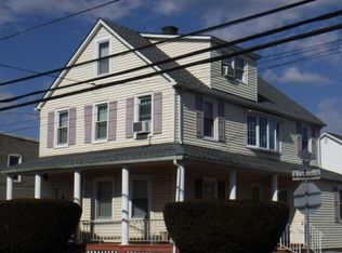 900 W Camplain Rd, Manville, NJ 08835