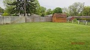 5th image of 54638 Circle Ln