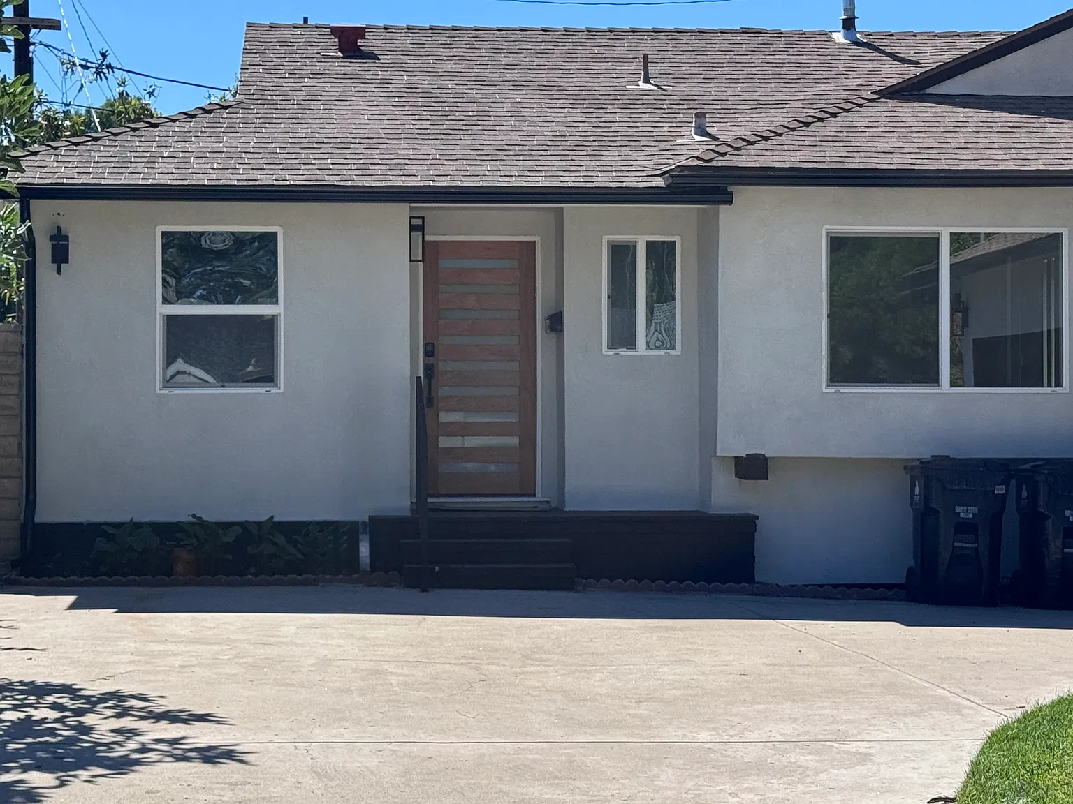 3 bed, 2.5 bath, 1466 sqft, $5,400 — Photo 2