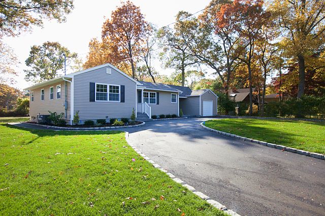 1st image of 112 Shinnecock Ln