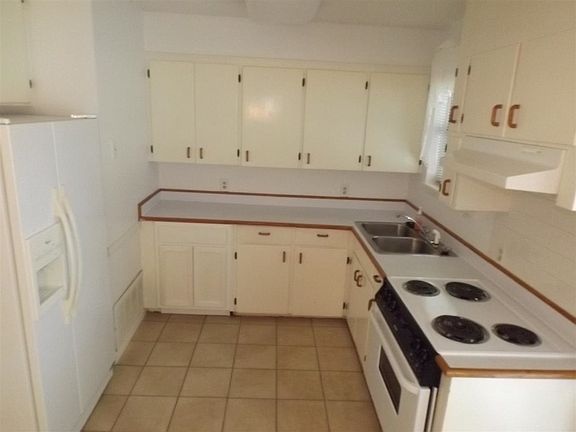 5th image of 3515 Porter Ave