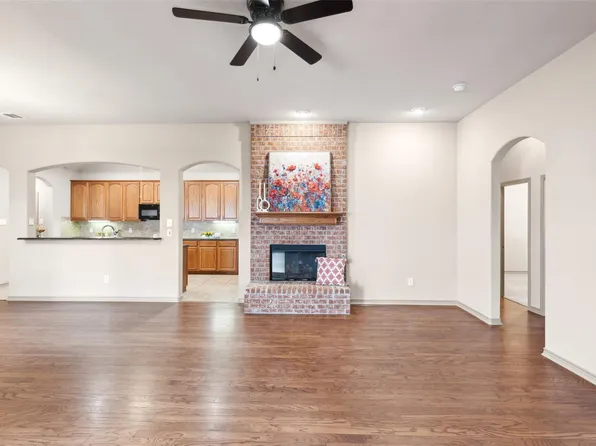 7586 Saint Stephens Sq, Frisco, TX 75035