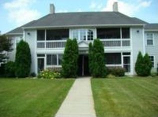 12462 Saint Andrews Way, Fenton, MI 48430