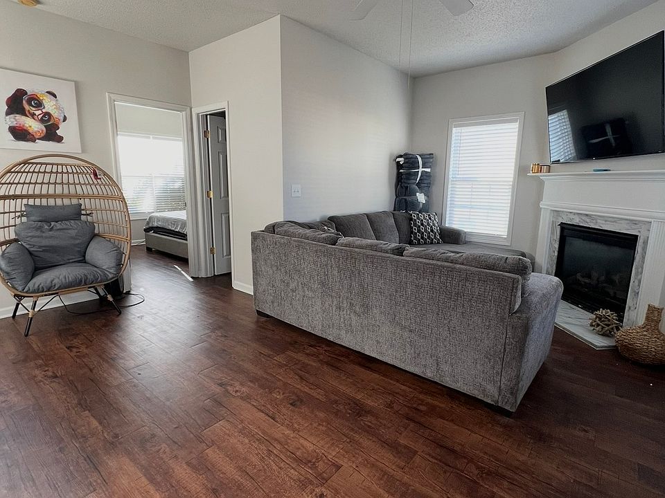 1st image of 6022 Yellowood Ct #1