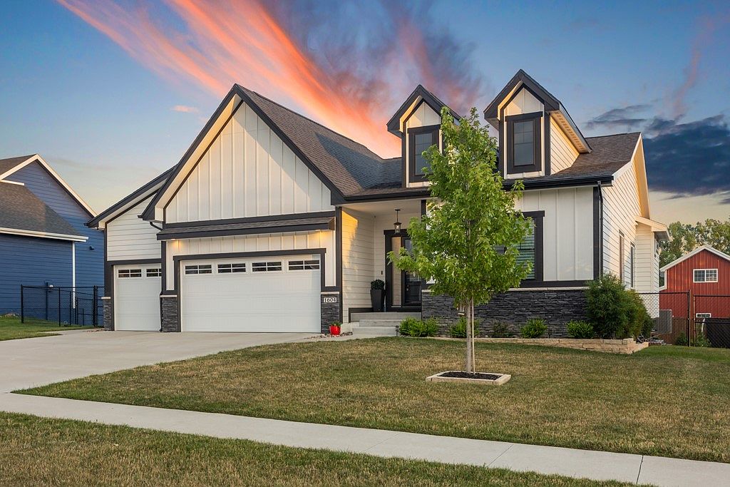 1604 Tanglewood Dr, Polk City, IA 50226 Zillow