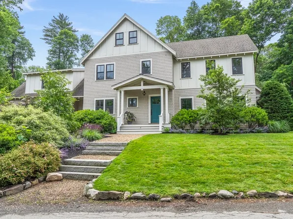 7 Bradlee Rd, Marblehead, MA 01945